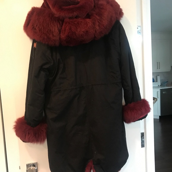Damian Fur Coat. - Picture 3 of 4